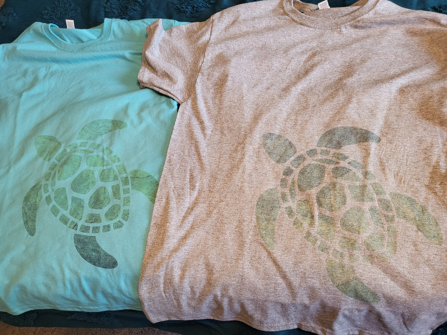 Unisex Sea Turtle front t-shirt