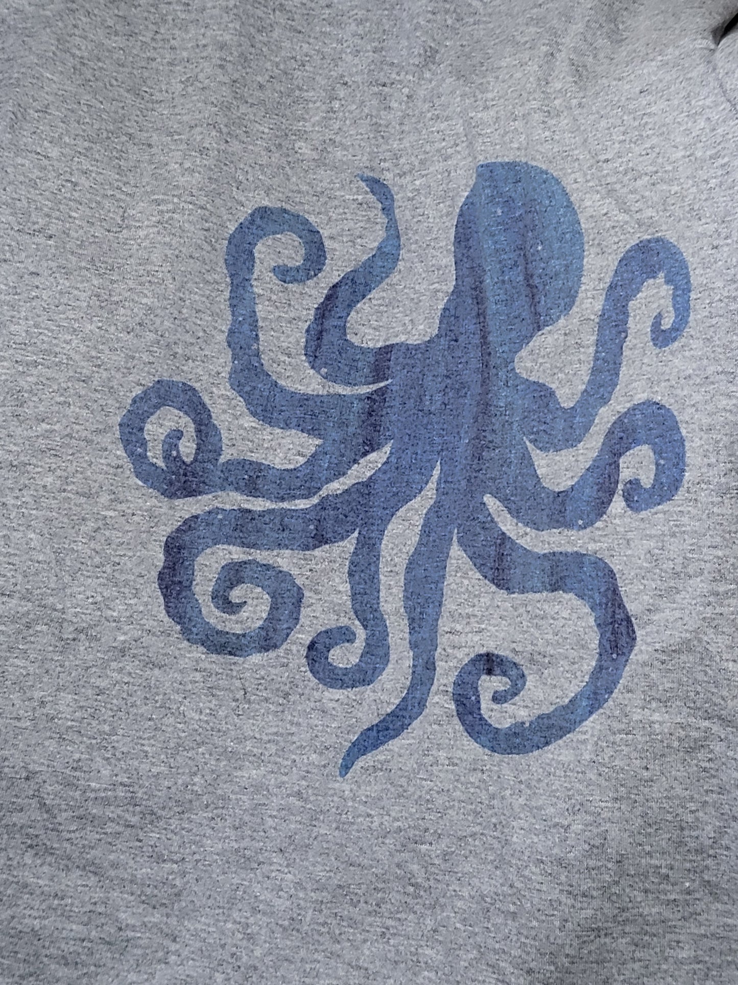 Unisex Octopus front t-shirt